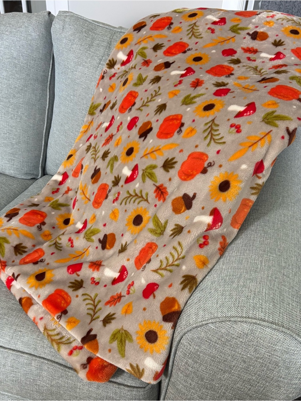 Fall Harvest Pumpkin & Sunflower Fleece Throw Blanket